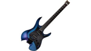 guitar for traveling musicians