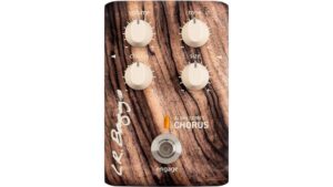 acoustic guitar chorus pedal