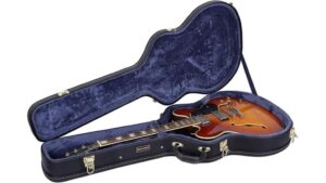 sturdy crossrock guitar case